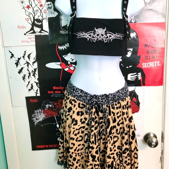 Y2k inspired cheeta skirt - Picture 2 of 3